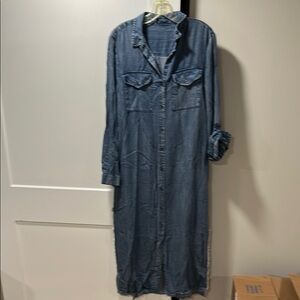 Elegant Blue Long Sleeve Dress